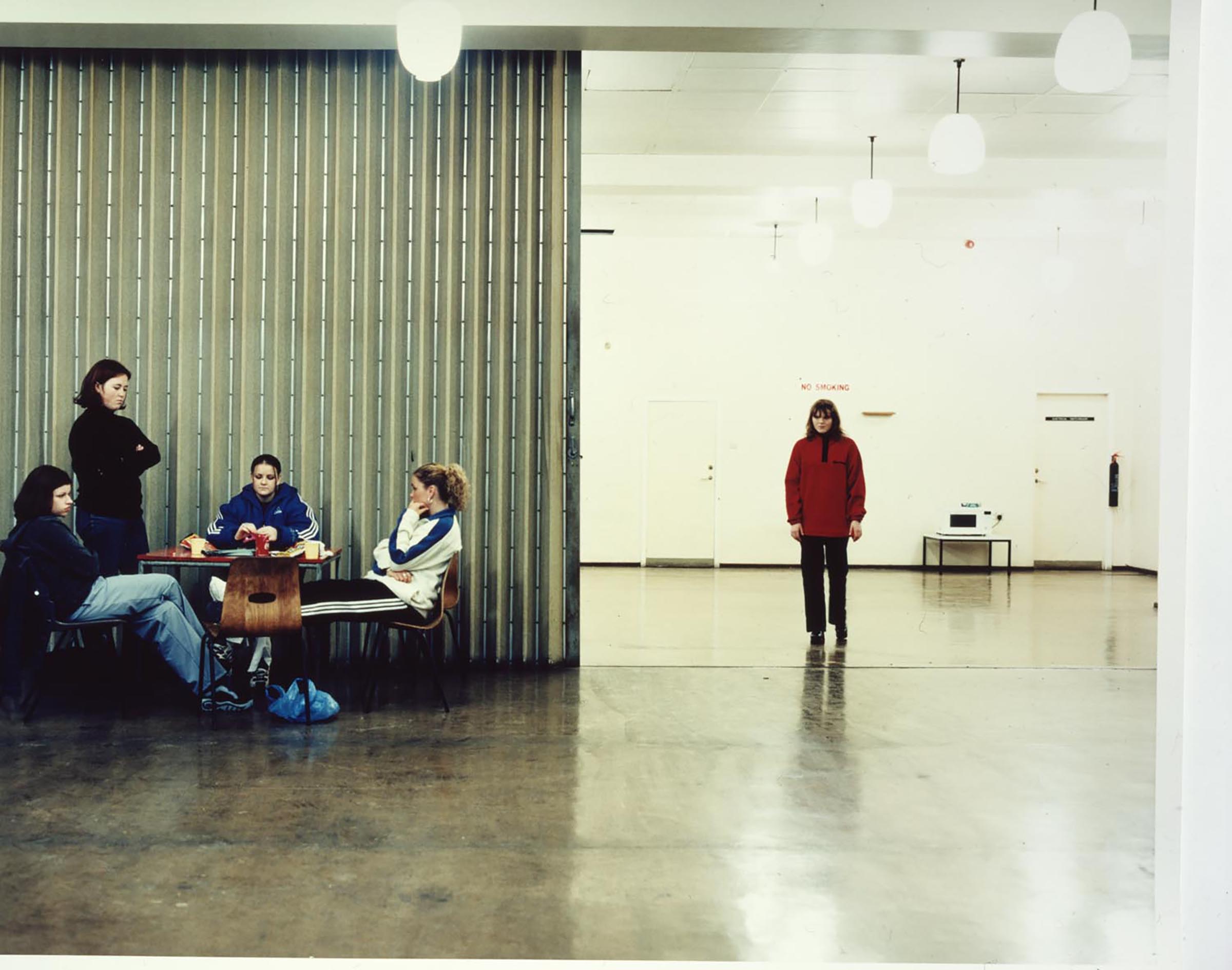 Hannah Starkey, Untitled - September 1999